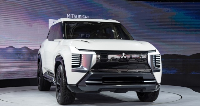 Bản thương mại của Mitsubishi DST Concept sắp trình làng, dễ thành hàng hot khi về Việt Nam?